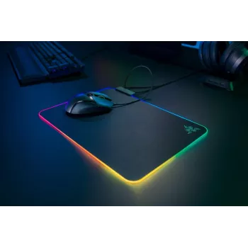 Alfombrilla gaming RAZER Firefly V2 negra