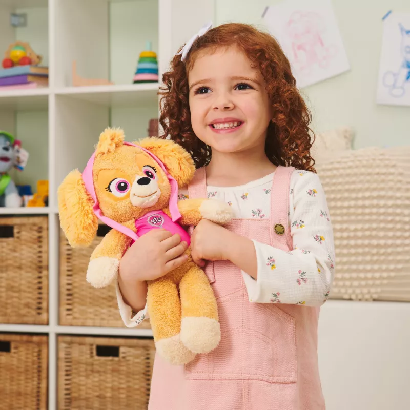 Peluche PAW Patrol GUND Official Skye Take Along Buddy, peluche premium para niños a partir de 1 año, rosa/marrón, 33 cm
