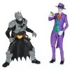 DC Comics, Batman Adventures, set de figuras de acción Batman vs The Joker, 2 figuras, 12 accesorios de armadura, juguete de superhéroes de 30,5 cm para niños y niñas
