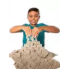 Kinetic Sand, set de juego Dig N' Demolish con 450 g de arena de juego y camión de juguete, juguete sensorial para niños a partir de 5 años