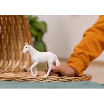 Figura de juguete Schleich Yegua Camarillo blanca 13959S edad recomendada 3+