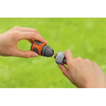 Conector con parada de agua Gardena 18213-20