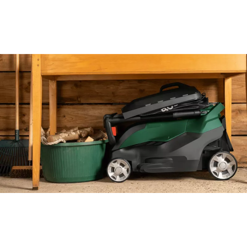 Cortacésped Bosch AdvancedRotak 40-650 — 1800 W, 40 cm de ancho de corte, verde/negro