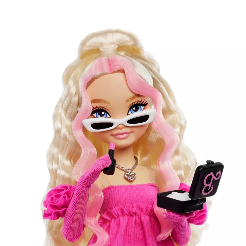 Muñeca de moda Barbie Dream Besties «Malibu» con 8 accesorios de maquillaje y pelo