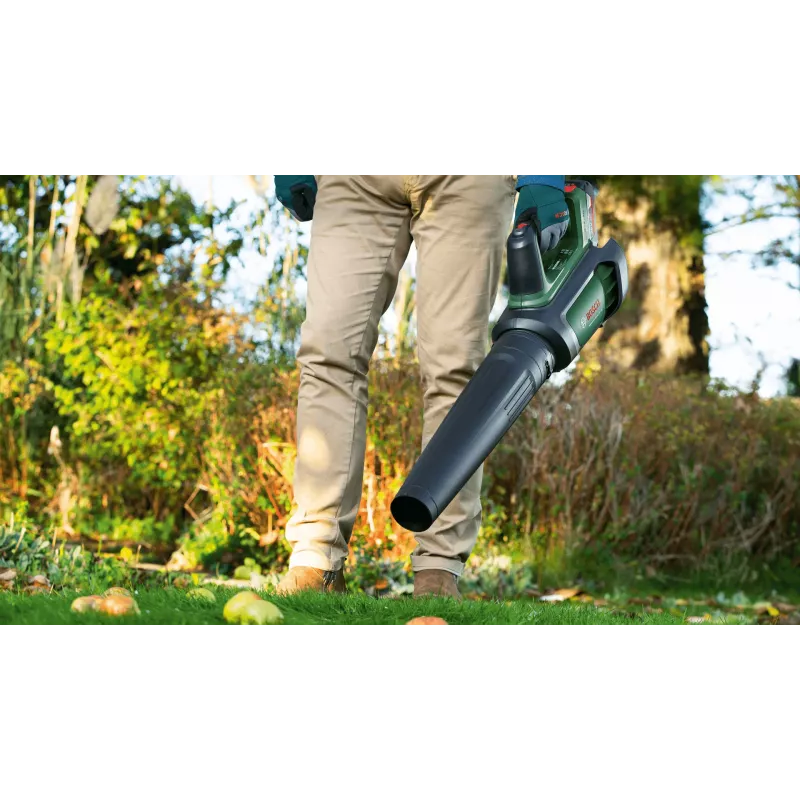 Bosch AdvancedLeafBlower 36V-750 soplador de hojas inalámbrico, 36 V, 1x 2,0 Ah, cargador, 750 m³/h, 100-200 km/h, sin escobillas, 3,5 kg, verde/negro