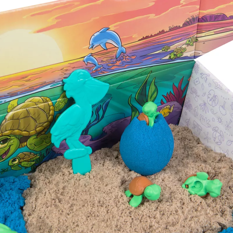 Kinetic Sand, Project Planet Turtle Beach con 397 g de arena de juego, herramientas y moldes, materiales sostenibles y respetuosos con el medio ambiente, juguete sensorial para niños
