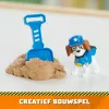 Rubble & Crew, figuras de acción Charger y Wheeler, con arena Kinetic Build-It y 2 herramientas de construcción, juguete PAW Patrol para niños y niñas a partir de 3 años