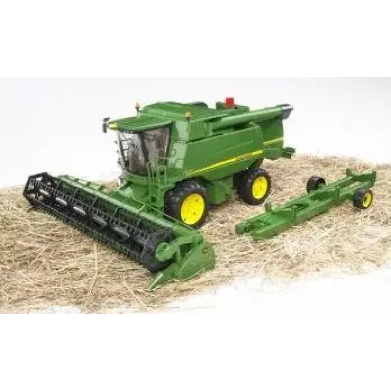 Mini tractor BRUDER John Deere T670i