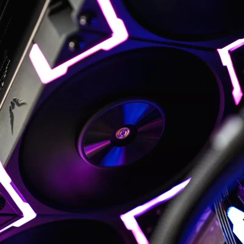 Refrigeración líquida todo en uno VALKYRIE Syn 240 ARGB negra