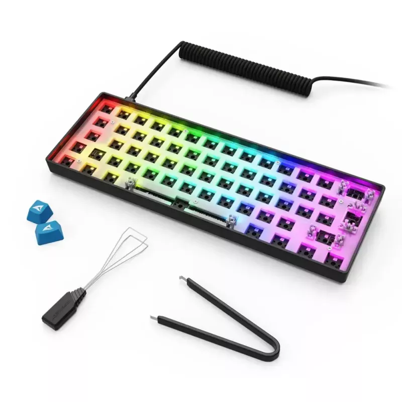 Teclado mecánico compacto 60 % Sharkoon SKILLER SGK50 S4 — USB con cable, distribución QWERTY alemana, retroiluminación RGB, cable de 1,5 m, negro