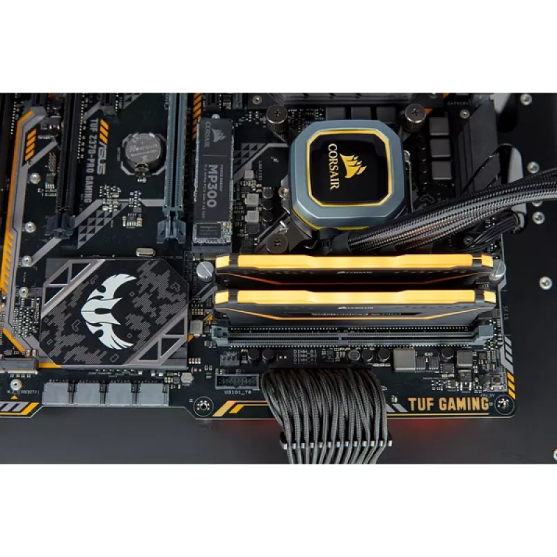 CORSAIR Memoria 16GB DDR4 3200MHz 2x8GB C16 - Negro (envase abierto)