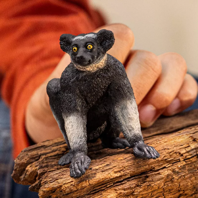 Figura Schleich WILD LIFE Indri multicolor 14877S edad recomendada 3 años