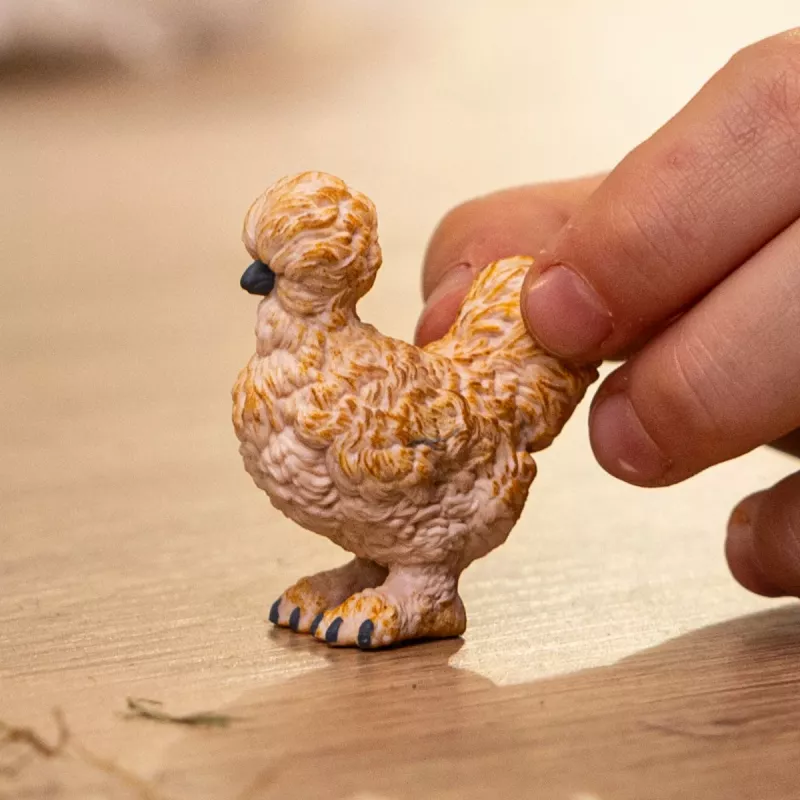 Schleich Gallina sedosa modelo 14891 — figura de animal de granja, multicolor, para niños a partir de 3 años