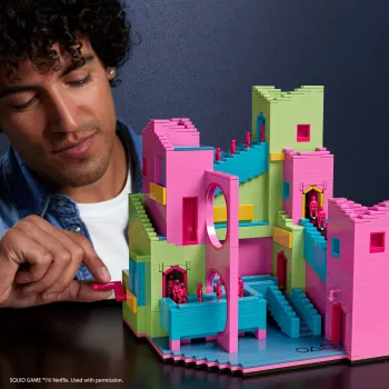 Mattel MEGA Squid Game Set de construcción de escaleras con figura de acción (1707 piezas) para coleccionistas