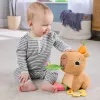 Puercoespín de juguete de agua Fisher-Price Snuggly Snacky Capy 0,5 años