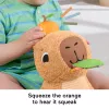Puercoespín de juguete de agua Fisher-Price Snuggly Snacky Capy 0,5 años