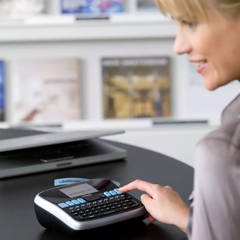 DYMO LabelManager ® ™ 210D - QWZ, QWERTZ, D1, transferencia térmica, 180 x 180 DPI, 12 mm/s, negro, plata