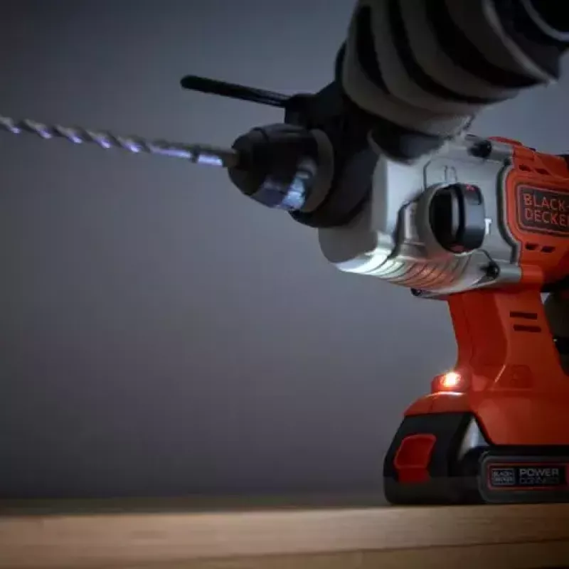 Taladradora Black & Decker BCD900E2K-QW 1880 RPM SDS Plus, batería 2,5 Ah