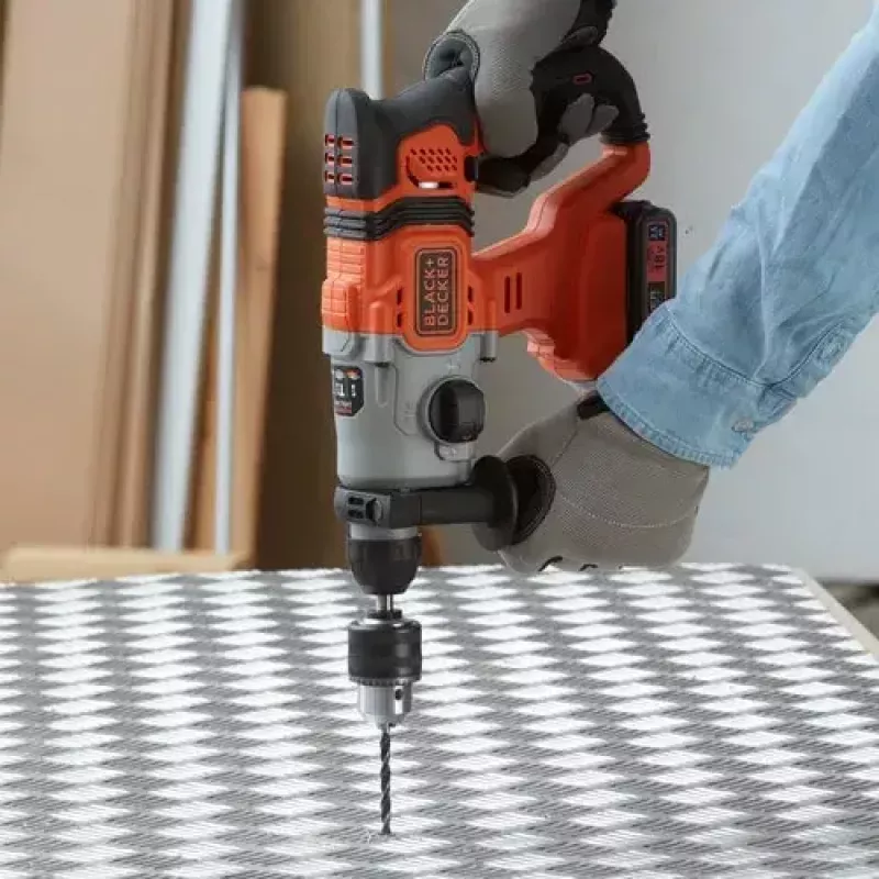 Taladradora Black & Decker BCD900E2K-QW 1880 RPM SDS Plus, batería 2,5 Ah