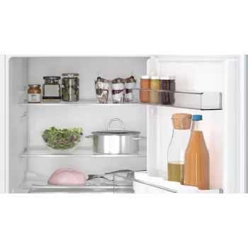 Bosch Serie 4 KUR21VFE0 frigorífico integrable 134 L blanco