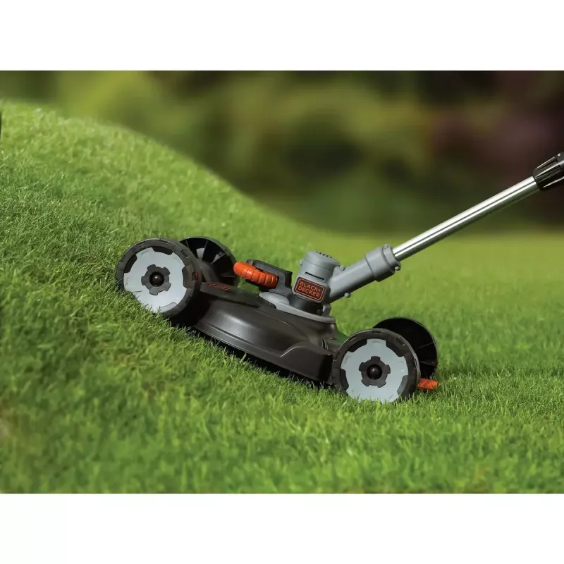 Desbrozadora de hilo Black & Decker STC1820CM-QW