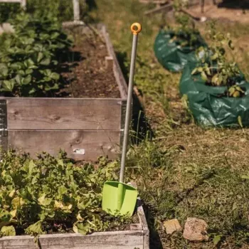 Pala Fiskars MyFirst aluminio-plástico, pala de jardín para niños, verde