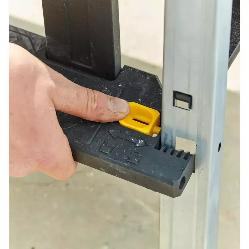 Stanley FatMax FMST81083-1 caja de herramientas con peldaño, plástico, carga de 30 kg, negro/amarillo