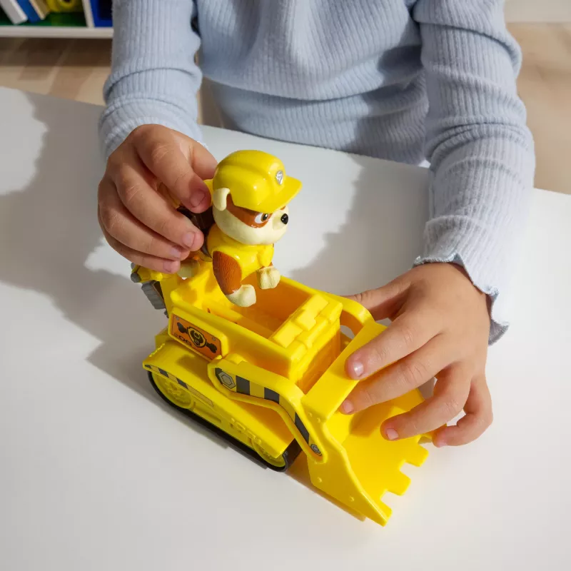 PAW Patrol, el bulldozer de Rubble, camión de juguete con figura de acción coleccionable, juguetes infantiles con conciencia sostenible para niños y niñas a partir de 3 años