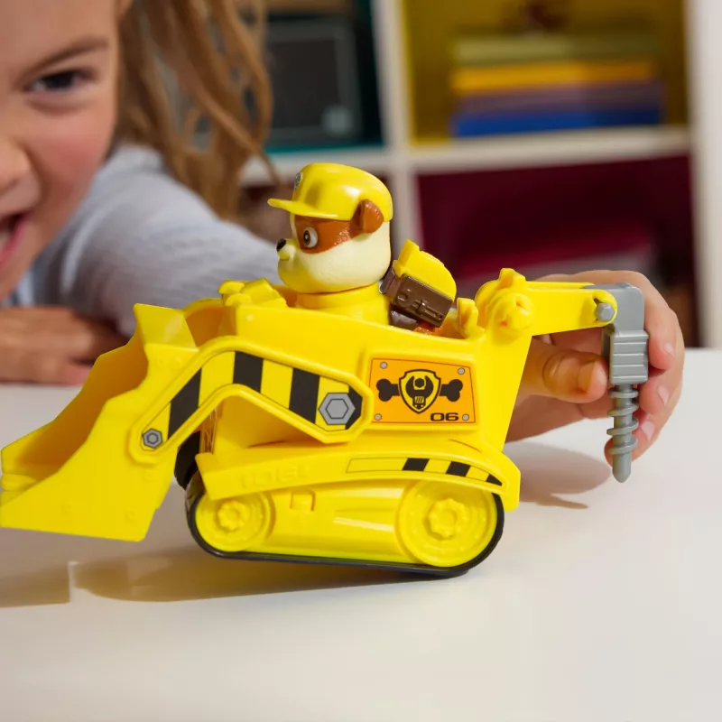 PAW Patrol, el bulldozer de Rubble, camión de juguete con figura de acción coleccionable, juguetes infantiles con conciencia sostenible para niños y niñas a partir de 3 años