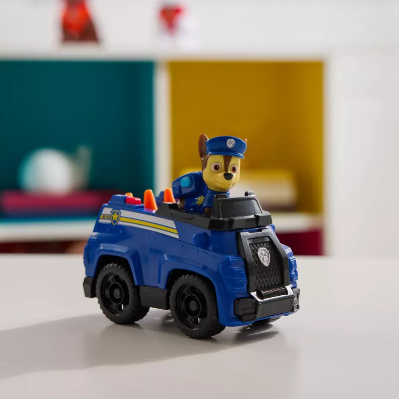 PAW Patrol, el coche de rescate de Chase, coche de juguete con figura coleccionable, juguete infantil sostenible para niños y niñas a partir de 3 años