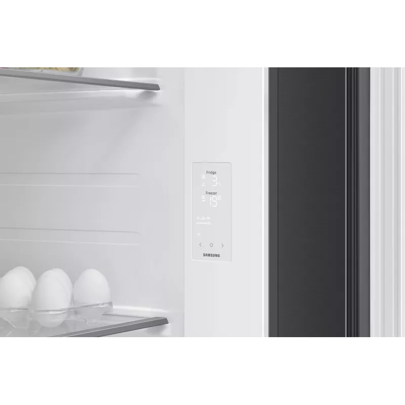 Samsung RS80F64KEF frigorífico side-by-side independiente 640 L negro