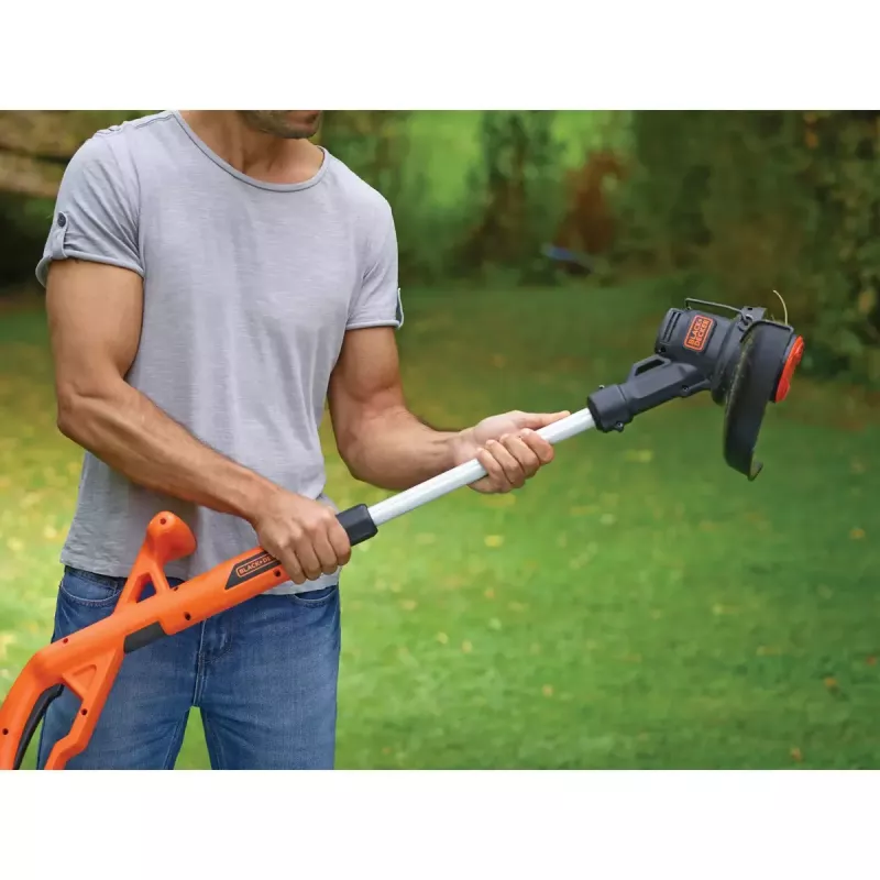 Black & Decker ST182320-QW cortabordes a batería, 18 V, 2,0 Ah Li-Ion, ancho de corte de 25 cm, con batería y cargador, naranja/negro
