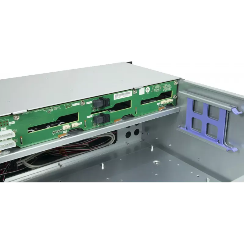 Inter-Tech IPC Storage 4U-4708 caja de servidor rack 19", 4U, 8 bahías Hot-Swap HDD de 2,5/3,5", backplane SAS 12G, E-ATX, 4 ventiladores delanteros + 2 traseros de 80 mm, negra