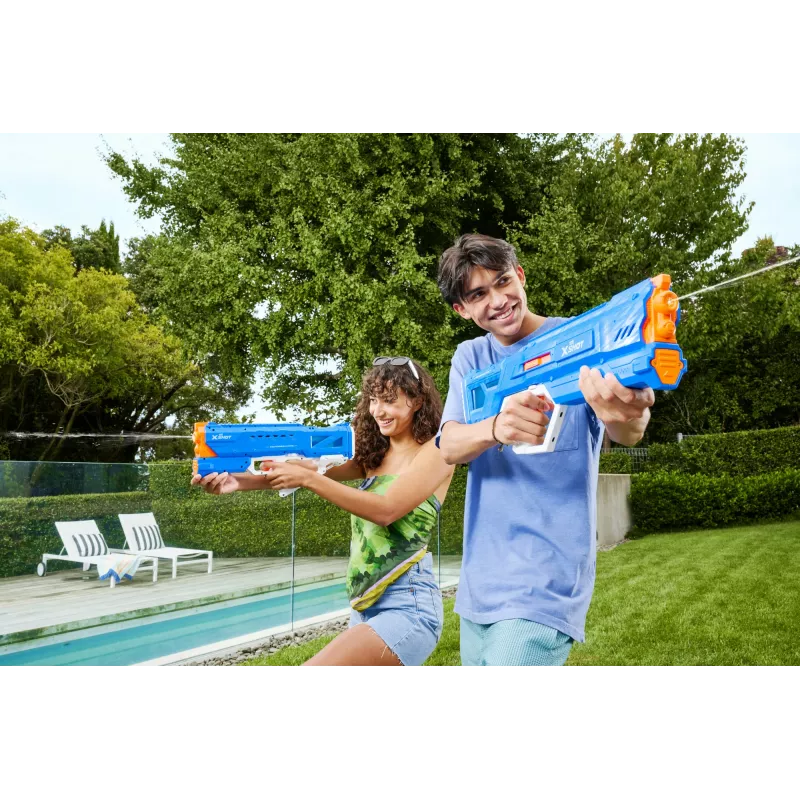 Pistola de agua Zuru Mega Pulse Motor Soaker XSHOT — pistola de agua motorizada a pilas (modelo 118159)