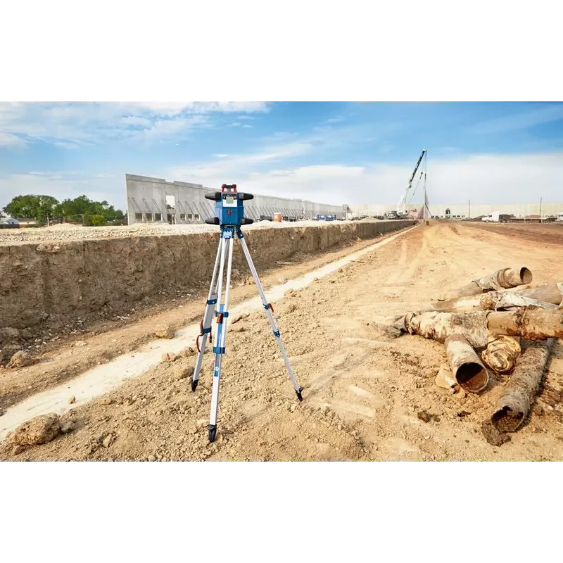 Nivel láser Bosch GRL 600 CHV Professional – línea láser roja 18V, batería ProCORE18V 4.0Ah