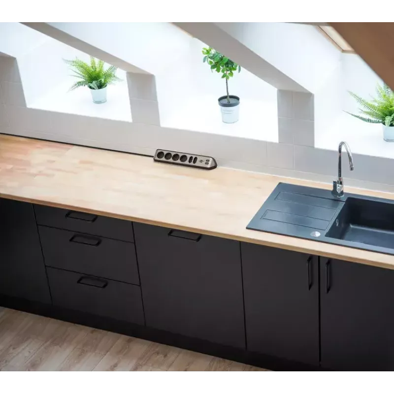 Regleta de enchufes Brennenstuhl 1153590610 2 m 6 salidas AC para interior negro plata