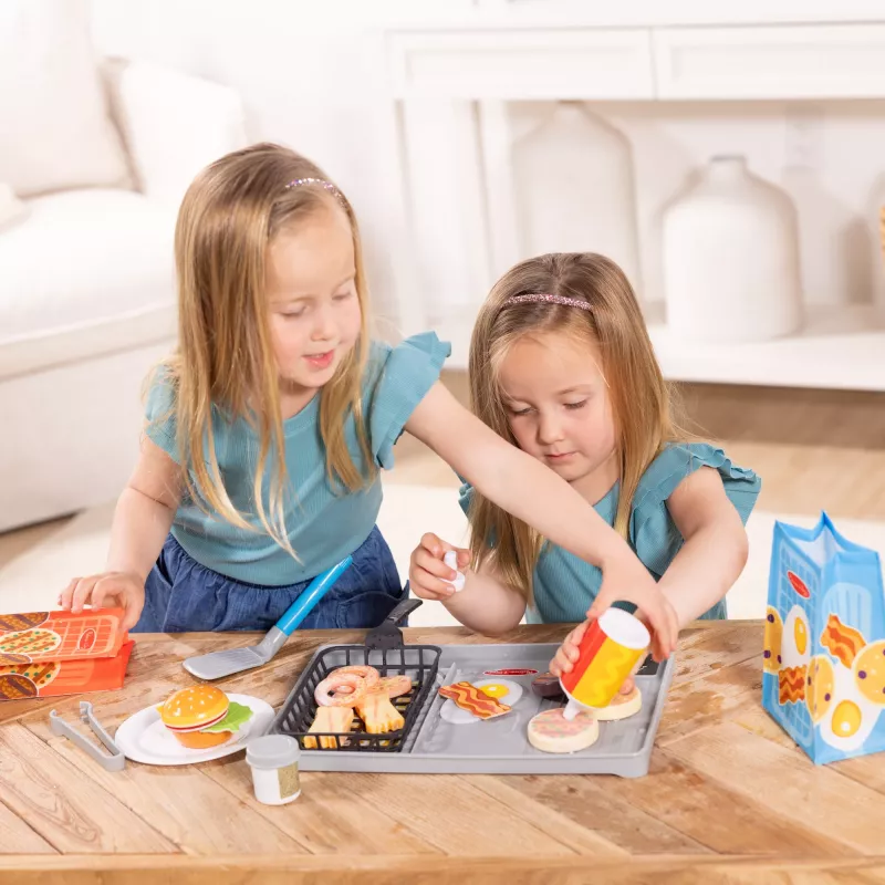 Melissa & Doug Flip & Fry set de juego de parrilla con comida de juguete de cambio de color Water WOW!, juguete preescolar a partir de 3 años