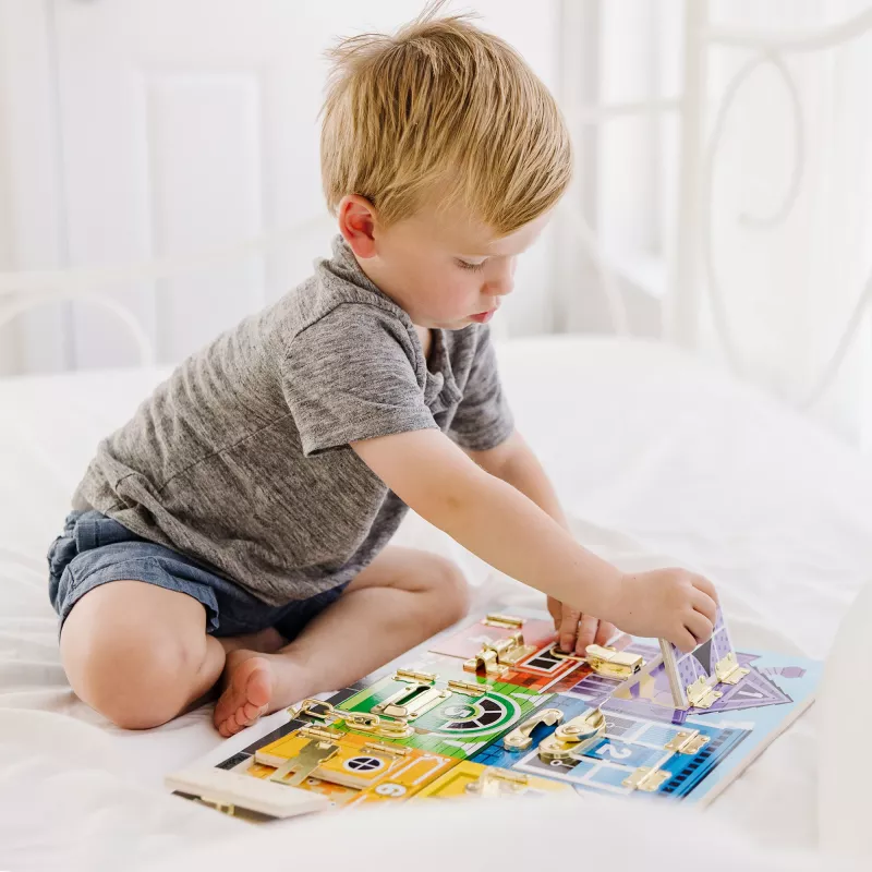 Melissa & Doug MDT MSK Latches Board Display GML, 3 años, madera, multicolor