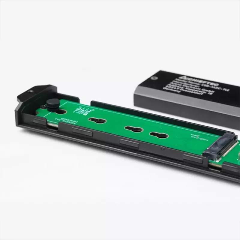 Chieftec CEB-M2C-TLE - caja para almacenamiento - M.2 - tarjeta M.2 NVMe - USB 3.2 (Gen 2)