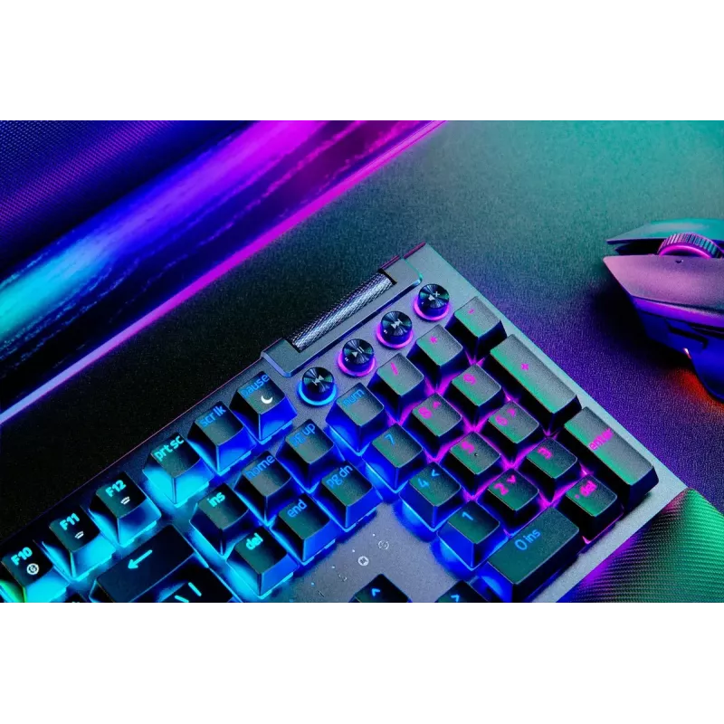 Teclado Razer BlackWidow V4 Pro gaming USB QWERTY US International negro mecánico RGB LED