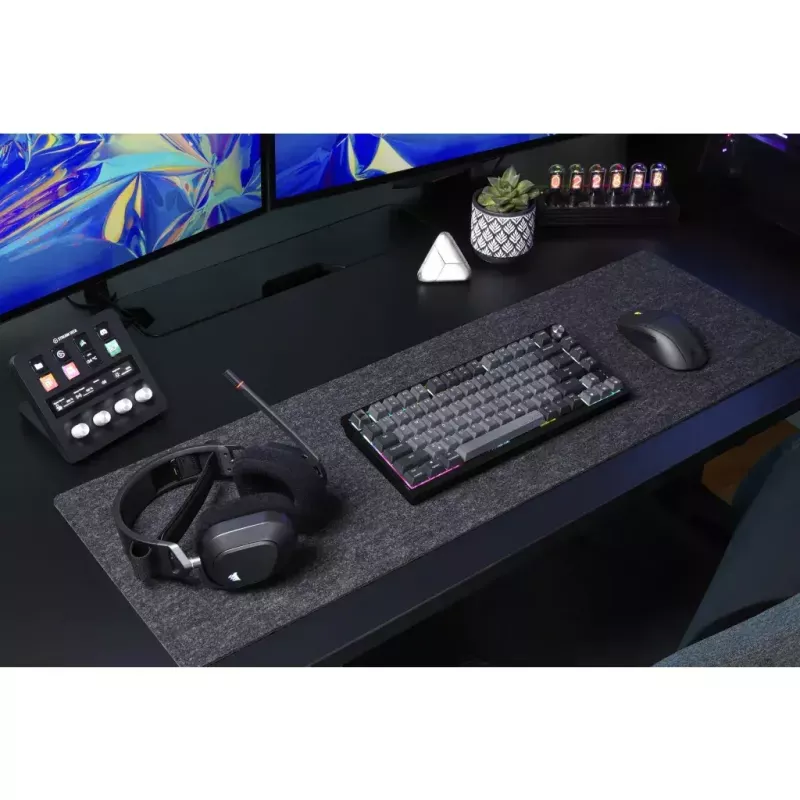 Teclado gaming mecánico Corsair K65 PLUS WIRELESS RGB Wireless USB negro