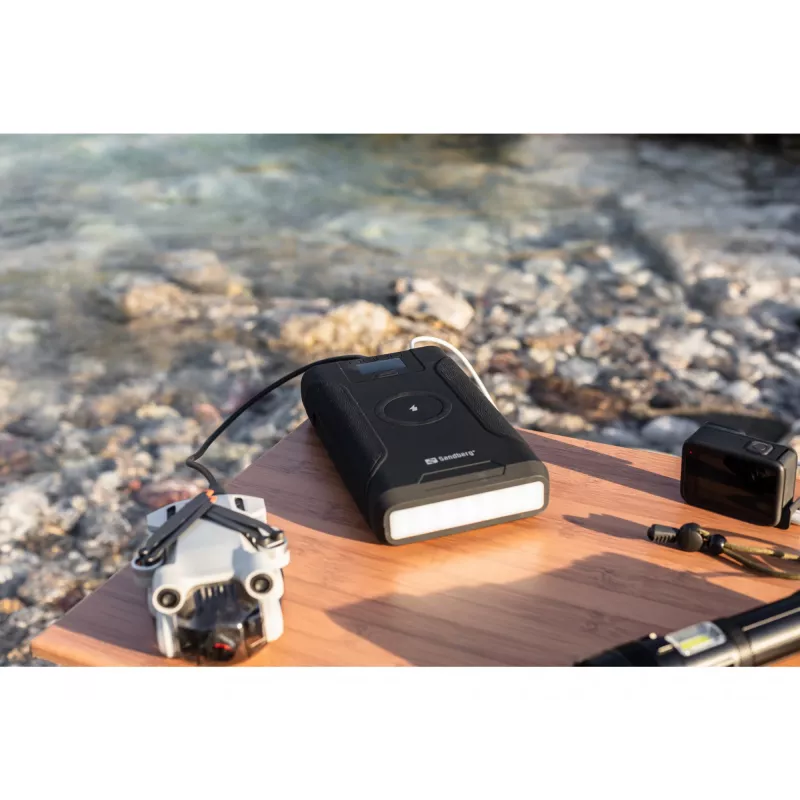 Batería externa Sandberg Survivor Powerbank 7en1 76800, 76800 mAh, ion de litio (Li-Ion), carga inalámbrica, 3,6 V, negro