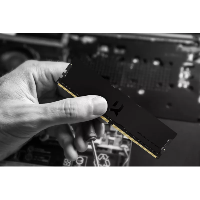 Módulo de memoria Goodram IRDM PRO DDR4 16 GB 3600 MHz