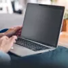 StarTech.com Filtro de privacidad para Surface Laptop / Surface Book de 13,5 inch, filtro de privacidad antirreflejo con reducción del 51% de luz azul, protección de pantalla para monitor con ángulo de visión ±30°, acabado mate