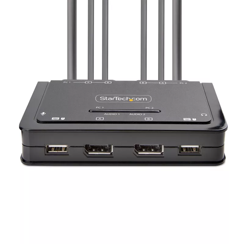 StarTech.com Switch KVM de 2 puertos para doble monitor con cables DisplayPort, 4K 60Hz, switch KVM compacto con cables USB-A/DisplayPort/audio integrados de 1,5 m, alimentado por bus – conmutación mediante botón de mando a distancia/teclas de acceso rápido