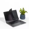 StarTech.com Filtro de privacidad para portátil de 13 pulgadas MacBook Pro y MacBook Air – Filtro de seguridad magnético y extraíble – Protección de pantalla con reducción de luz azul 16:10 – Mate/Brillante – +/-30 grados