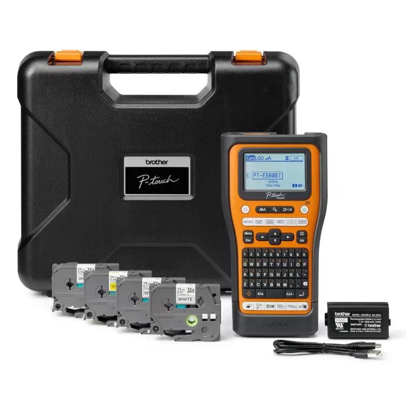 Brother PT-E560BTSP Impresora de etiquetas de transferencia térmica 180 x 180 DPI 30 mm/s con cable e inalámbrica HSE/TZe Bluetooth QWERTY