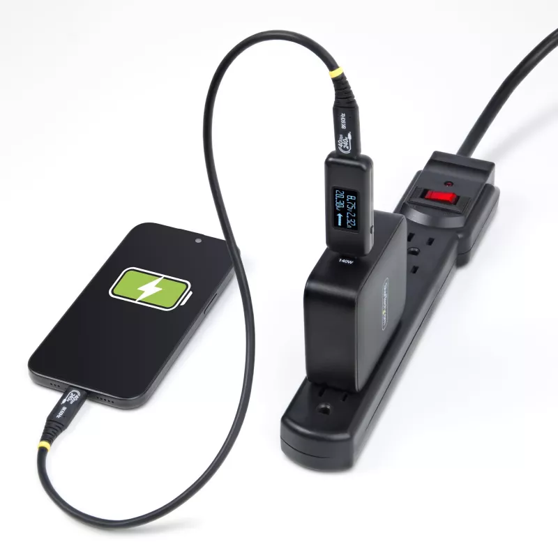 StarTech.com Probador de potencia USB-C, multímetro digital, medidor de voltaje y corriente bidireccional, hasta 240W PD EPR, probador medidor de potencia portátil para cables y puertos USB-C