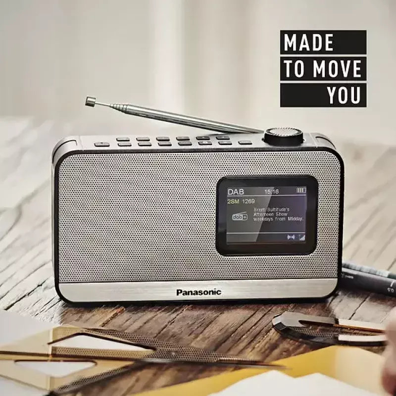 Radio portátil Panasonic RF-D15 sintonizador digital DAB+ FM 3W