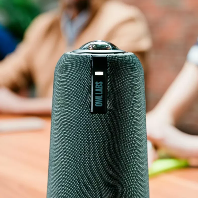 Sistema de videoconferencia grupal Owl Labs Meeting Owl 4+ 360 grados 4K Ultra HD